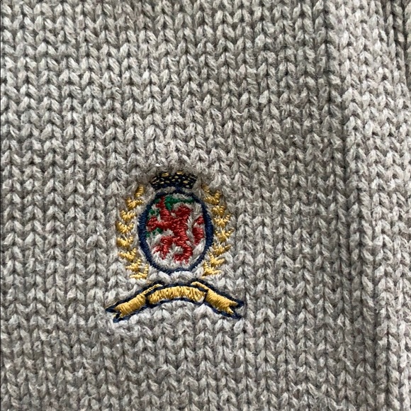 Tommy Hilfiger sweater - Picture 3 of 3